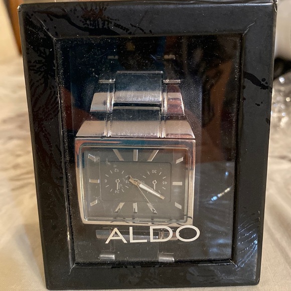 Men watch, in box - Picture 1 of 1